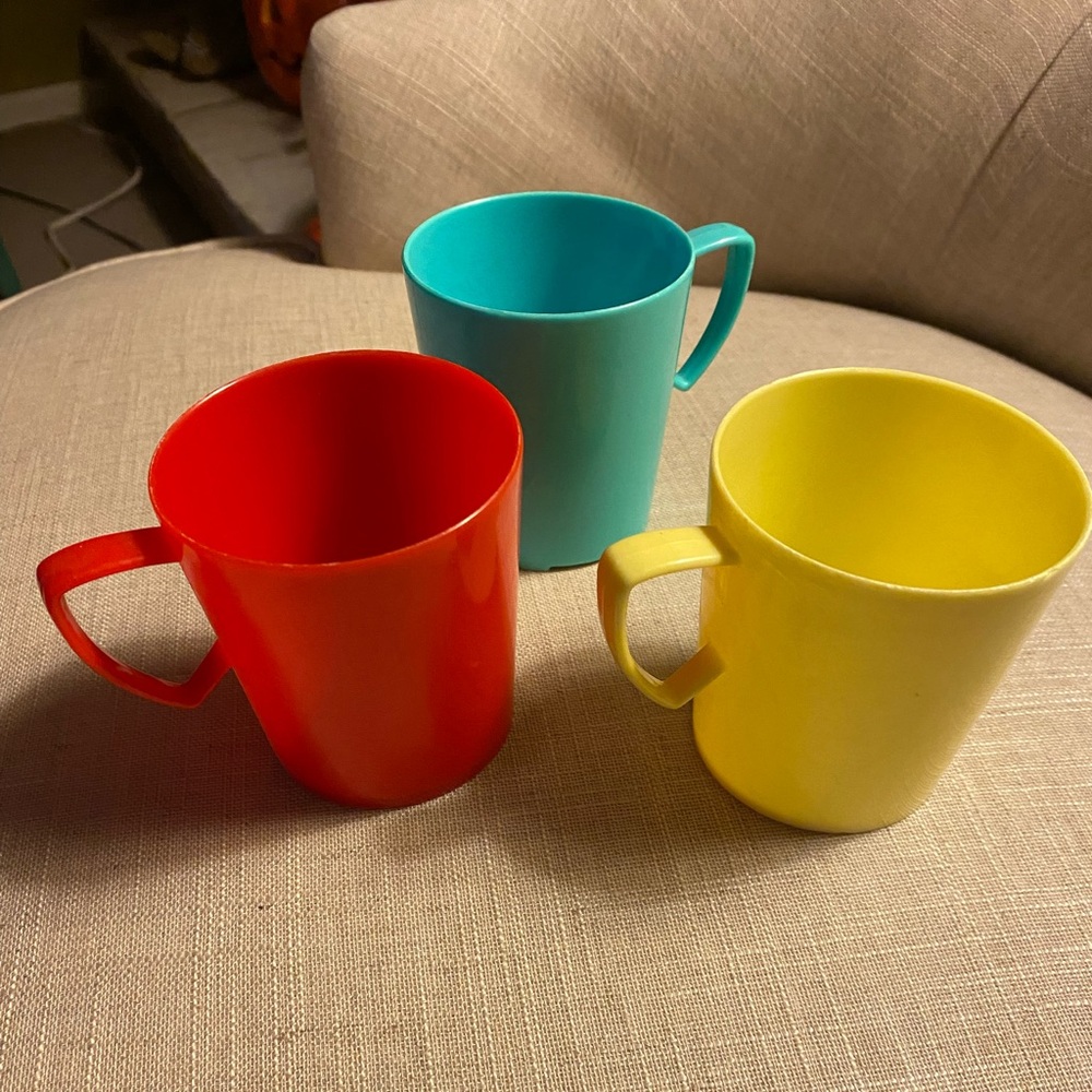1950s Vintage Gothamware Plastic Cups Picnic Camping Set of 3